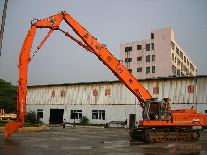 挖掘機(jī)拆樓臂，挖掘機(jī)拆樓臂廠家，挖掘機(jī)改裝拆樓臂